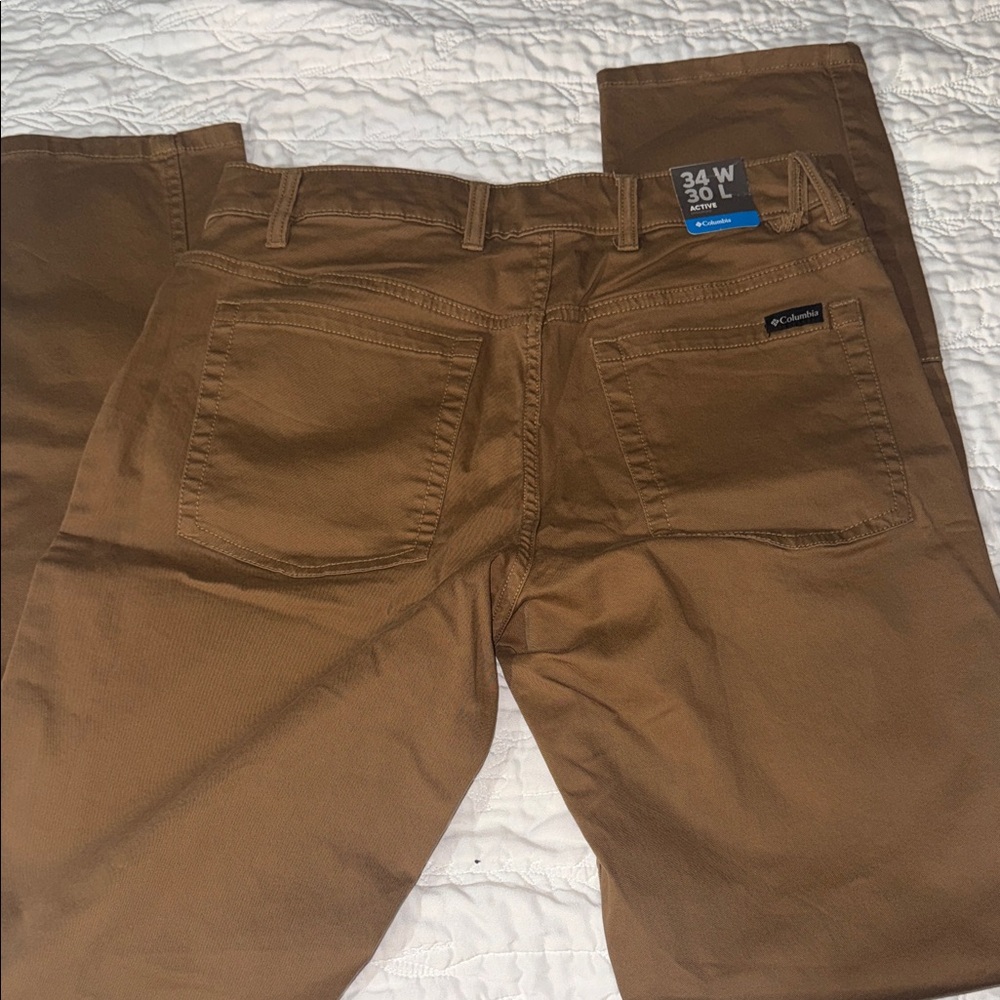 Columbia Men's Tan Chinos